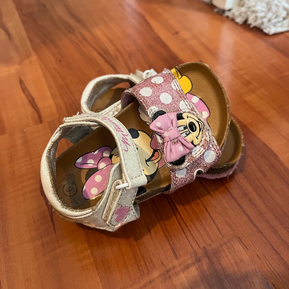 Disney Minnie Mouse sandals for toddler